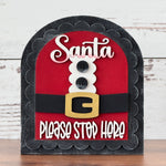 Add handmade classroom decor charm with The Rustic Rhode’s DIY Teachers Apple Arch Insert, featuring a charming apple design—perfect for displays on wooden surfaces against white walls.
